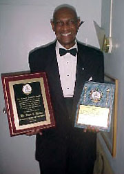 fmaward1.jpg (15490 bytes)